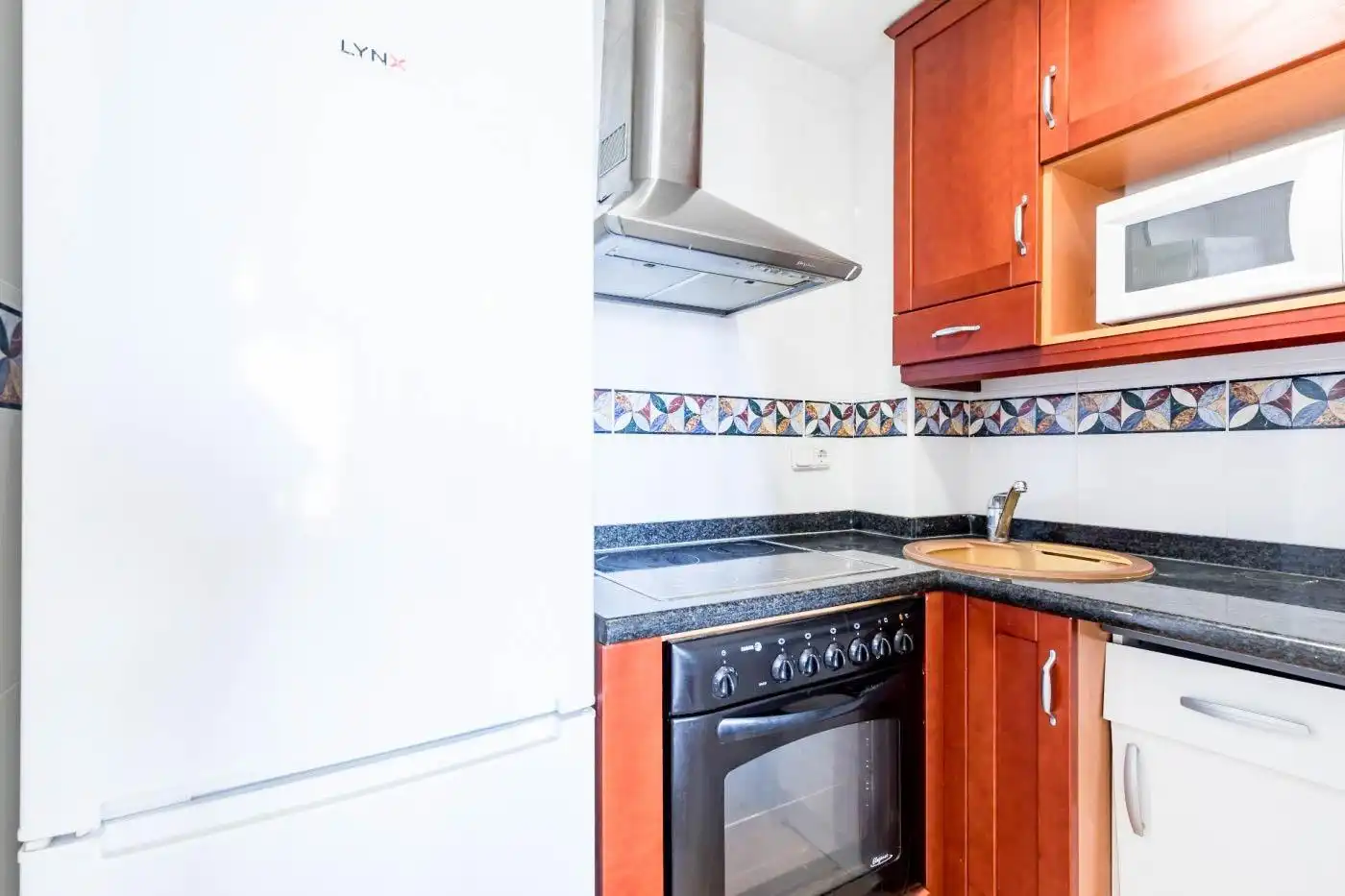Cocina de Apartamento de alquiler en Valencia con Aire acondicionado, Calefacción y Amueblado