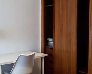 Bedroom of Flat to share in  Madrid Capital  with Terrace