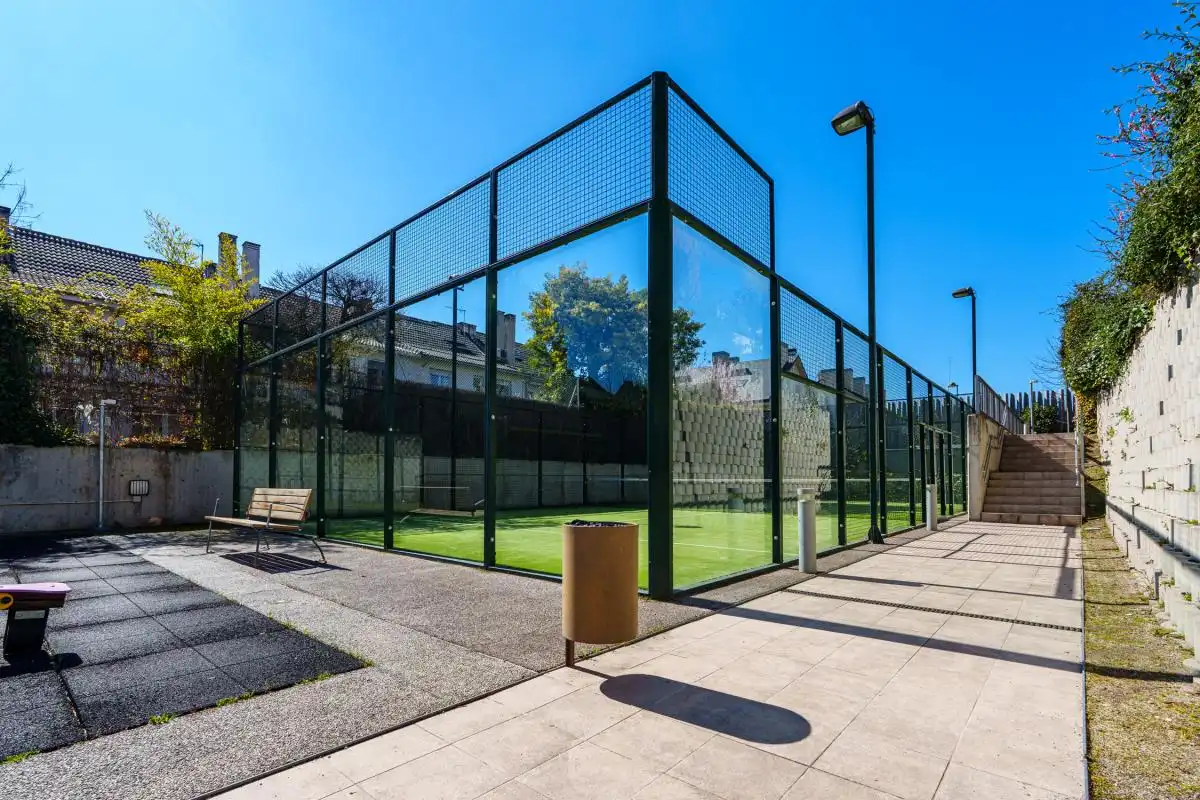 Vista exterior de Piso en venta en Pozuelo de Alarcón con Aire acondicionado, Calefacción y Jardín privado