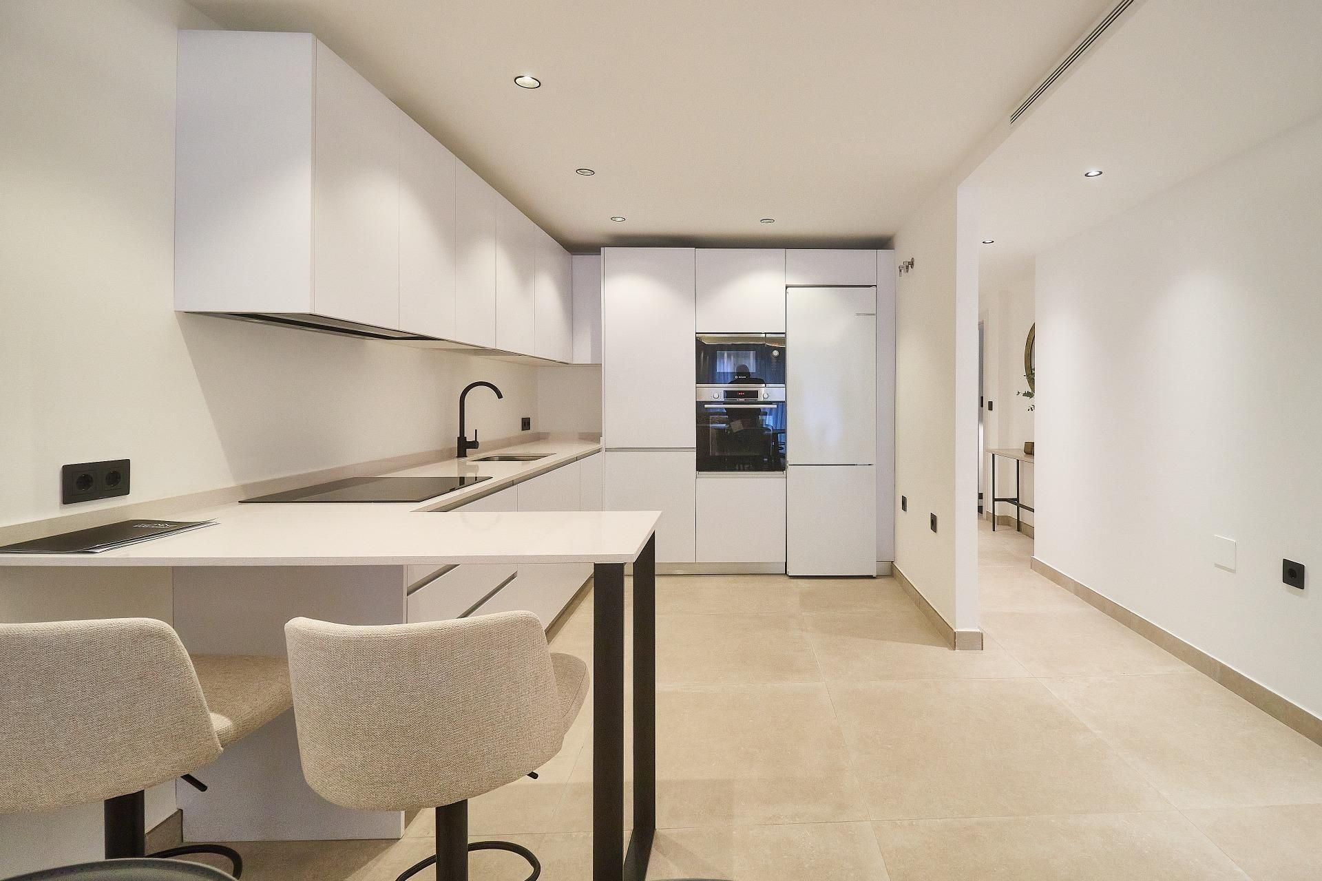 Apartamento en venta en Avenida Avenida Condes de San Isidro, 14, Puerto Deportivo