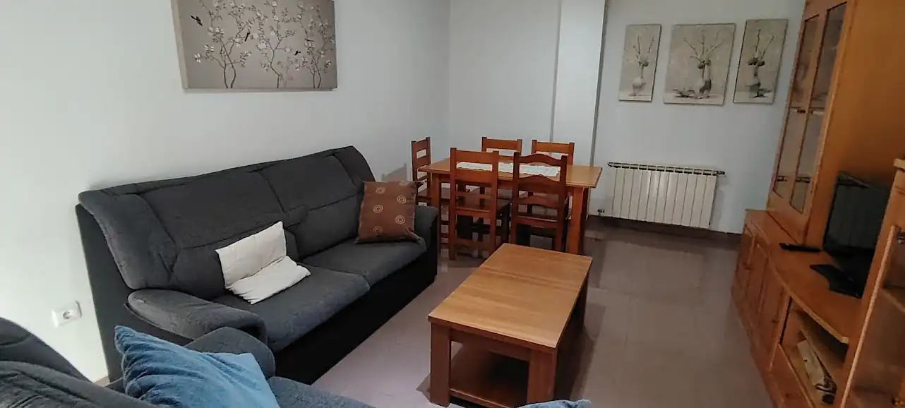 Sala de estar de Piso de alquiler en Linares con Aire acondicionado, Calefacción y Amueblado
