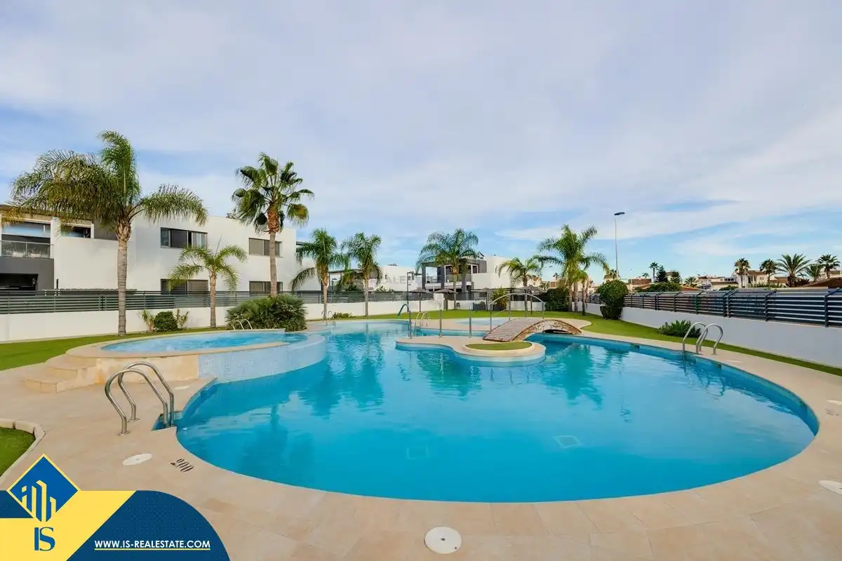 Casa amb piscina en venda a Nueva Torrevieja - Aguas Nuevas, imagen 23
