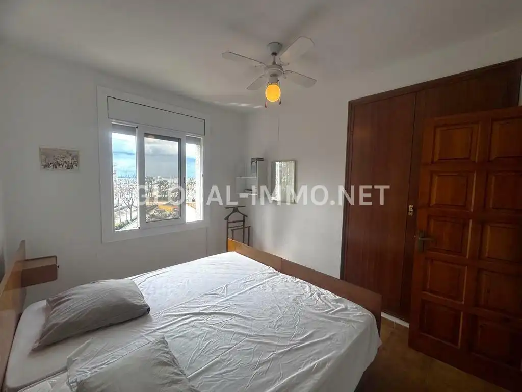 Dormitori de Apartament en venda en Roses amb Aire condicionat, Calefacció i Terrassa