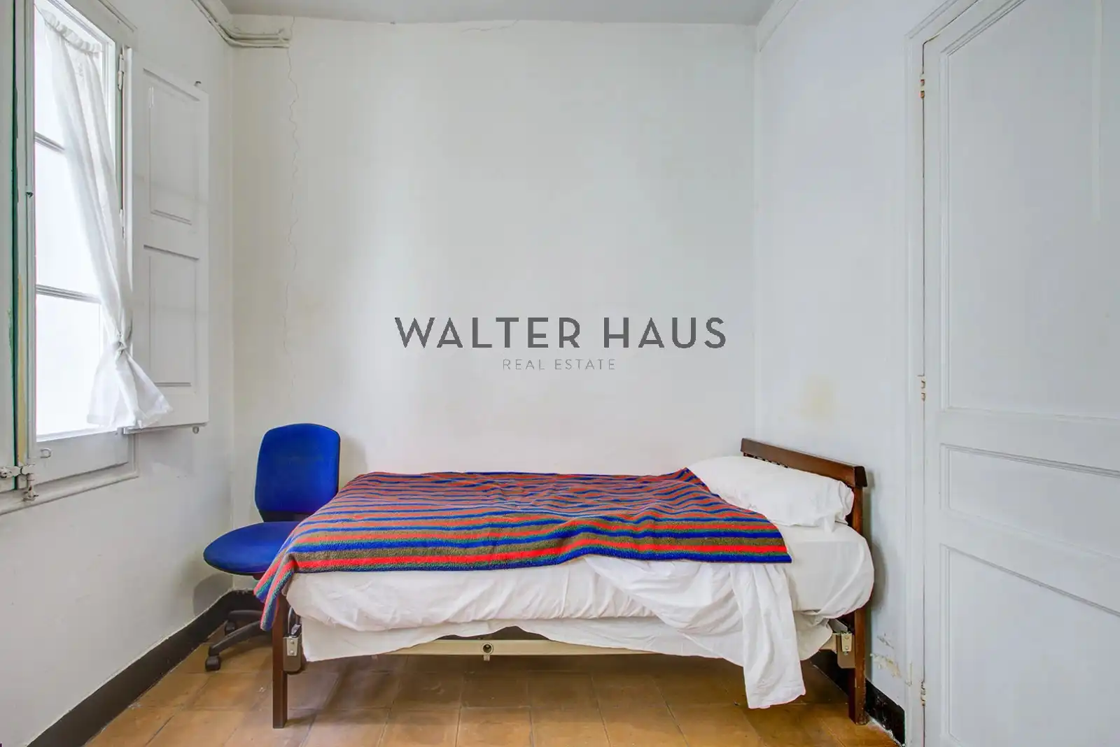 Habitación de Piso en venta en Barcelona con Balcón