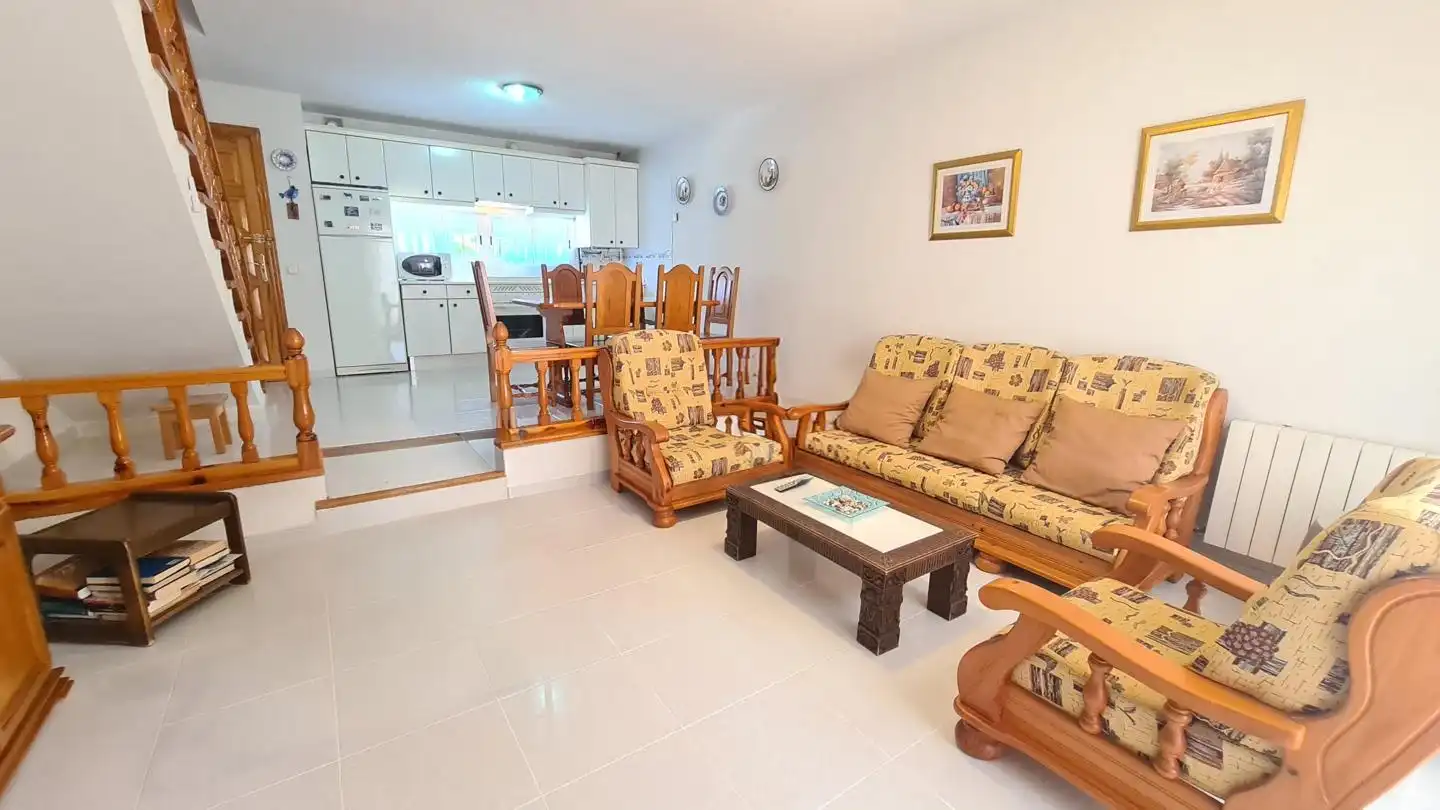Living room of Houses for sale in La Adrada   with Private garden, Storage room and Balcony