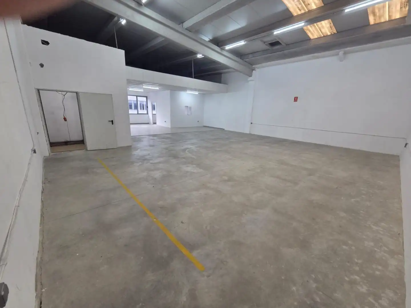 Commercial properties for rent in Gorg - Progrés