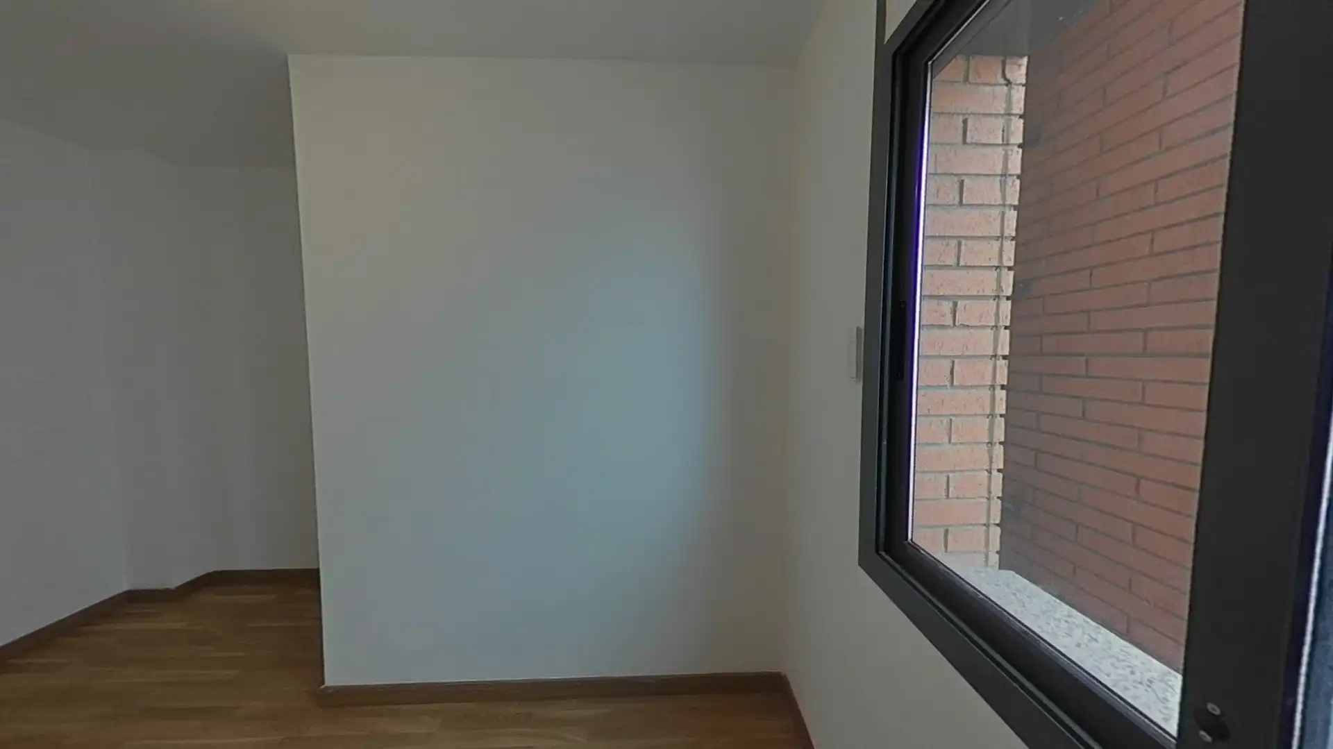 Schlafzimmer von Maisonette zum Verkauf in Cornellà de Llobregat