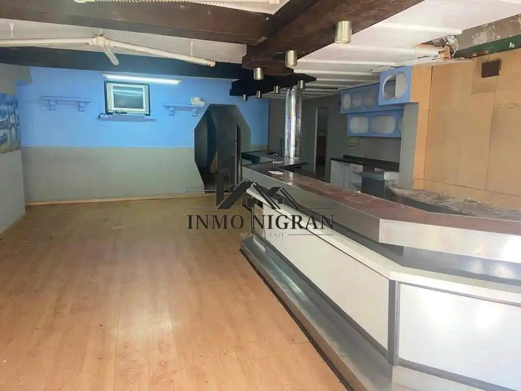 Local comercial en venta en Rúa Manuel Lemos, imagen 2