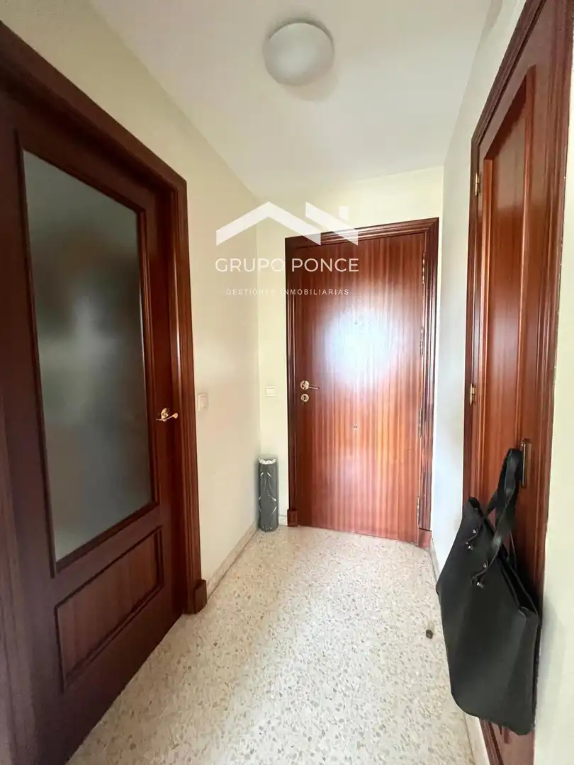 Flat for sale in Jerez de la Frontera  with Air Conditioner, Swimming Pool and Community pool