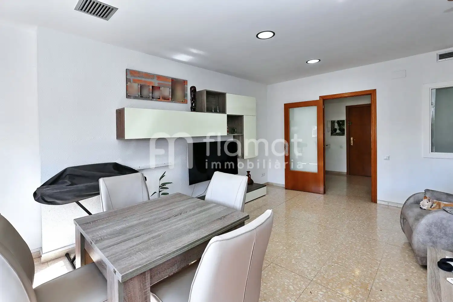 Living room of Flat for sale in Sabadell