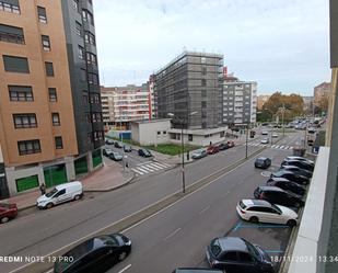 Pis en venda a Avenida San Agustín, El Carbayedo - El Quirinal