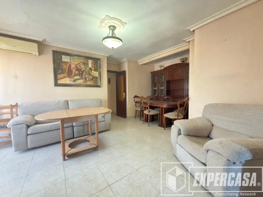 Living room of Flat for sale in Valencia  with Air Conditioner and Furnished