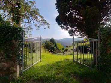 Casa rústica con jardín en venta en Cudillero