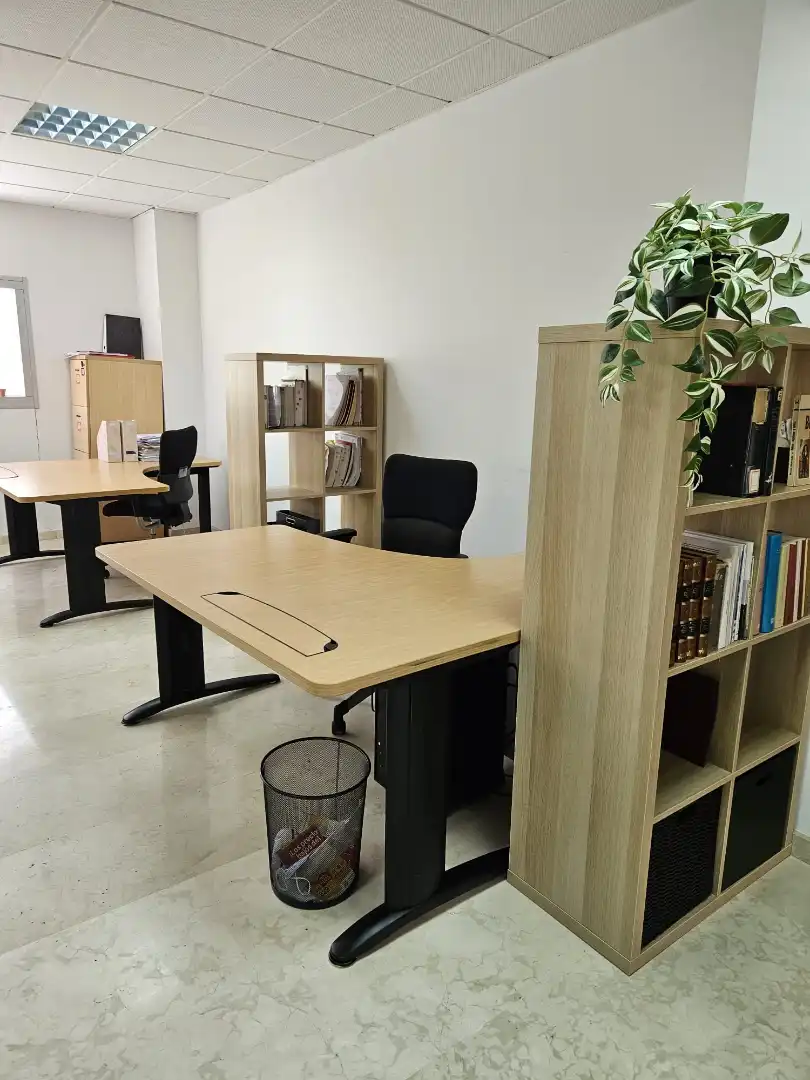 Büro mit Aufzug zur Miete in Avenida República Argentina, imagen 3