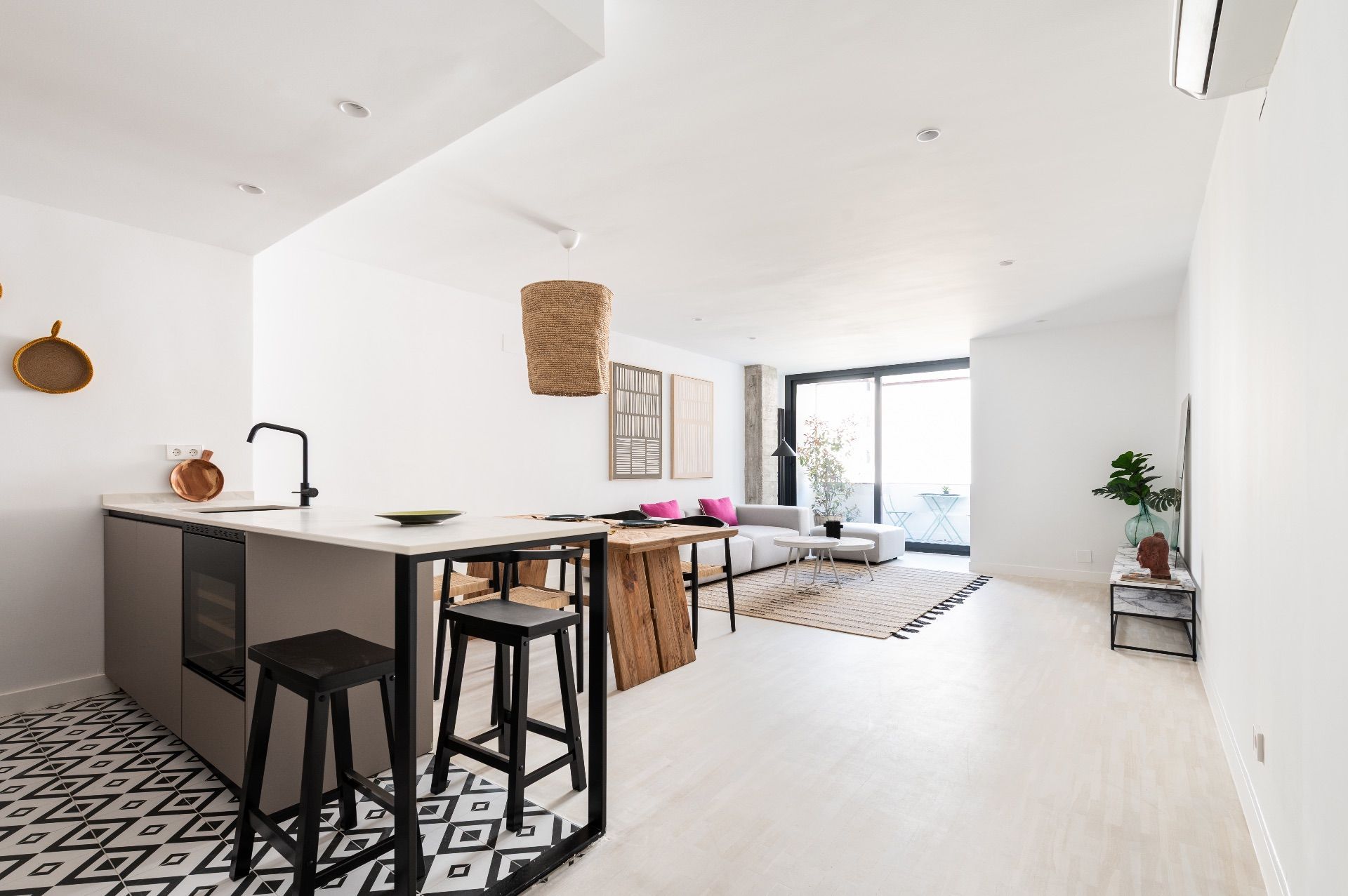 Sala d'estar de Pis en venda en  Madrid Capital amb Aire condicionat, Calefacció i Terrassa