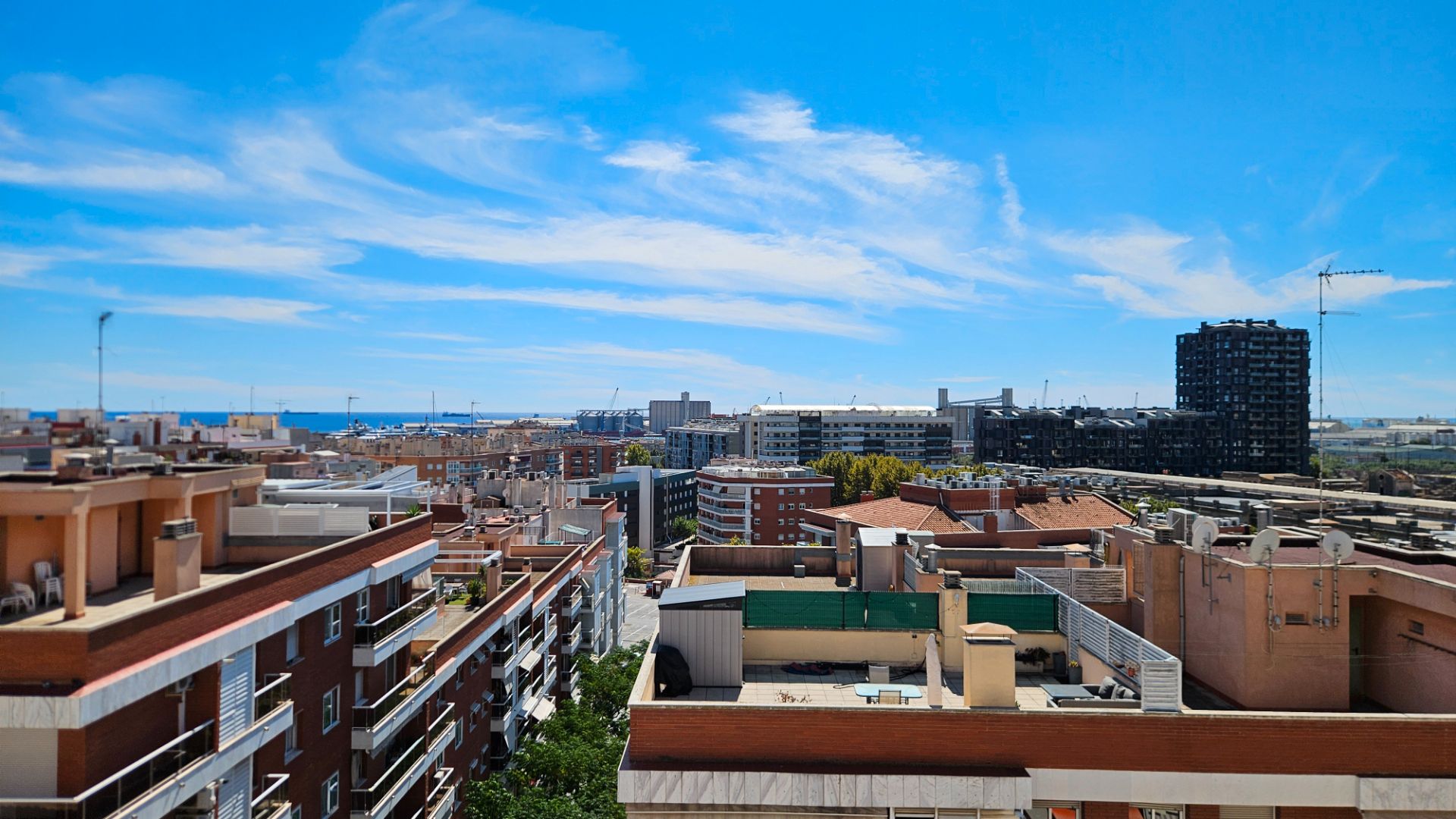 Vista exterior de Piso en venta en  Tarragona Capital con Aire acondicionado, Parquet y Amueblado