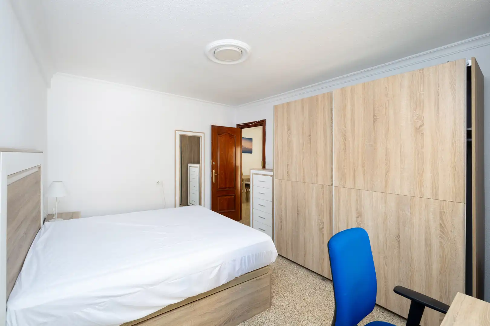 Schlafzimmer von Wohnung zur Miete in Granada mit Klimaanlage, Möbliert und Waschmaschine