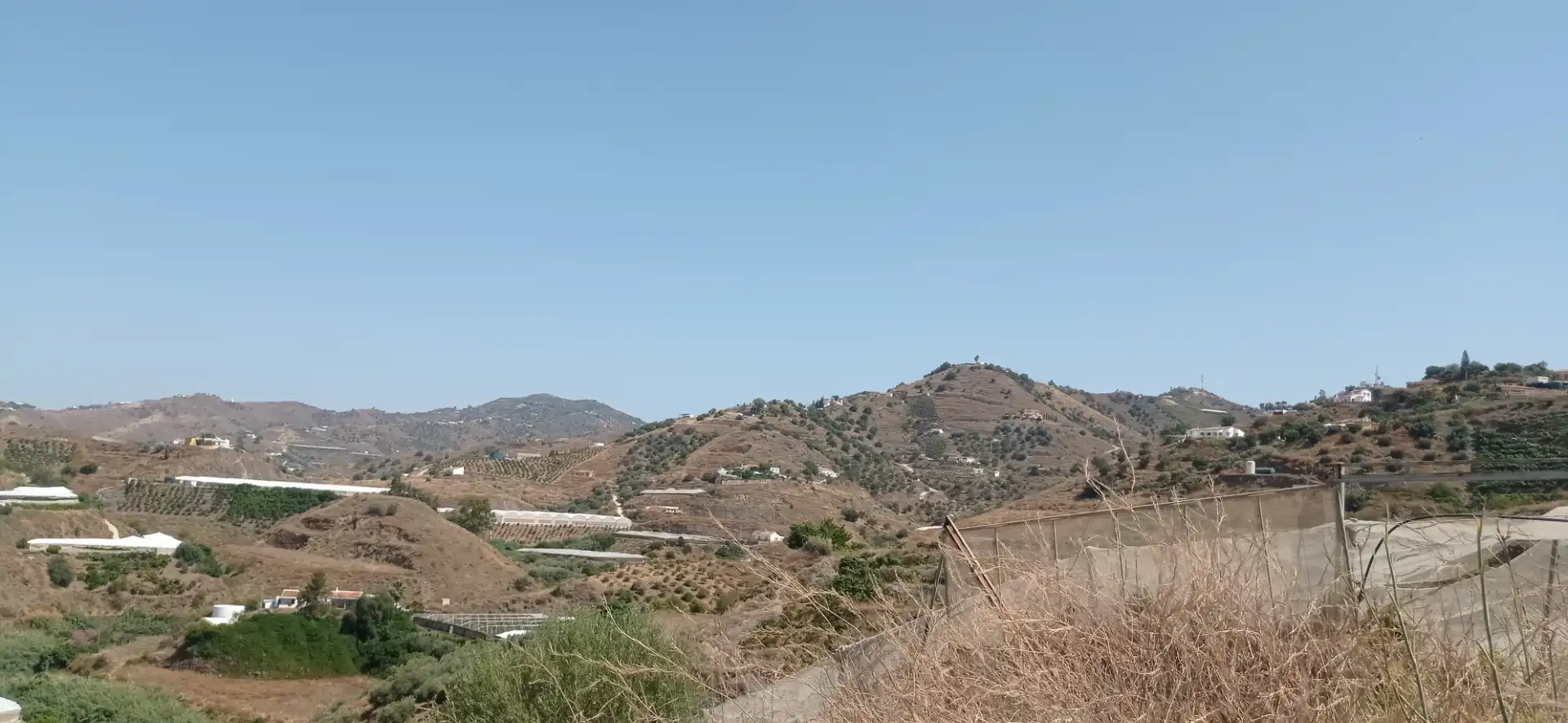 Vista exterior de Terreny en venda en Vélez-Málaga