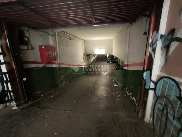 Garaje en Venta en El Poble Sec - Parc de Montjuïc