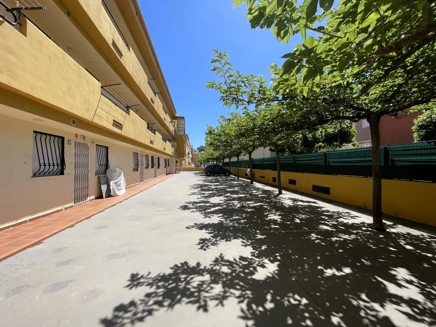 Vista exterior de Casa adosada en venda en Oropesa del Mar / Orpesa amb Aire condicionat, Calefacció i Terrassa