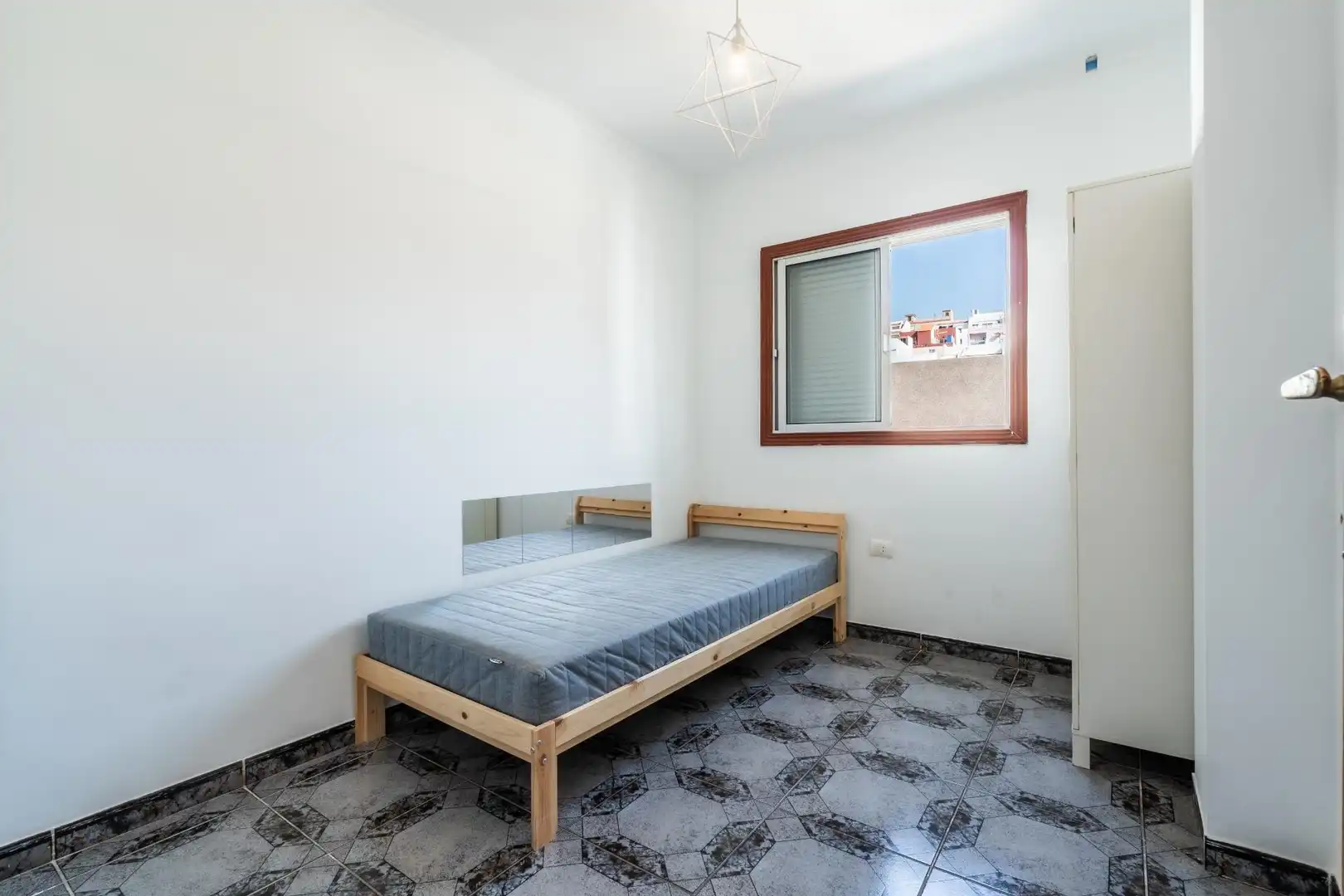Bedroom of Apartments for rent in Arico