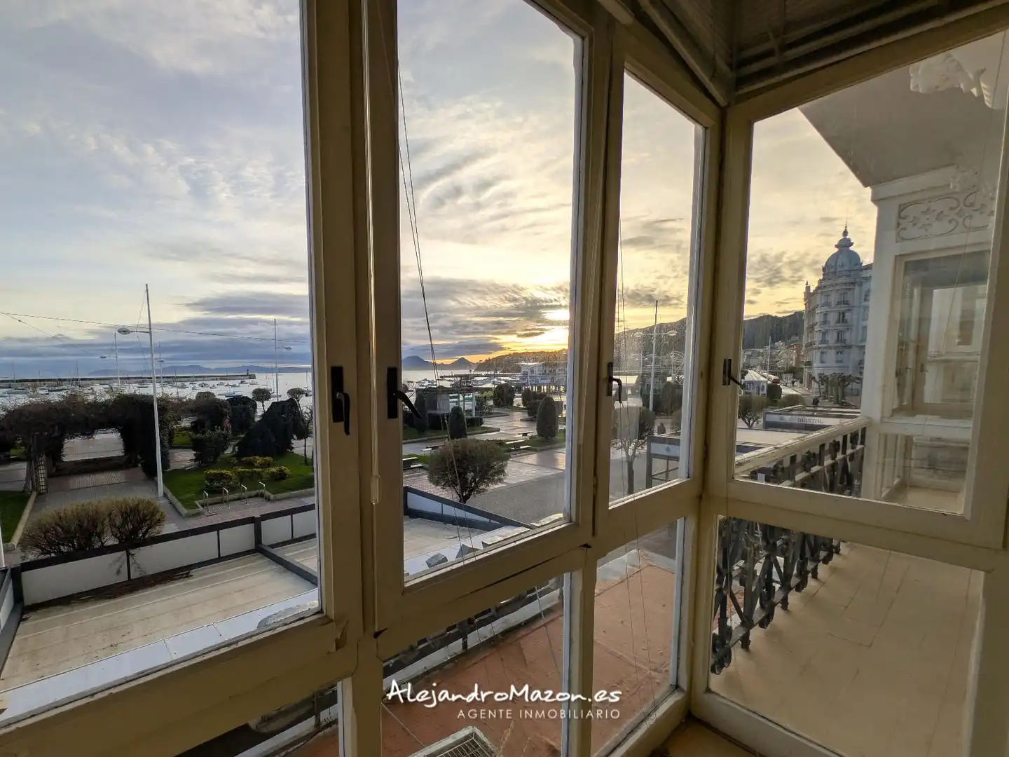 Terraza de Piso en venta en Castro-Urdiales con Aire acondicionado, Calefacción y Terraza