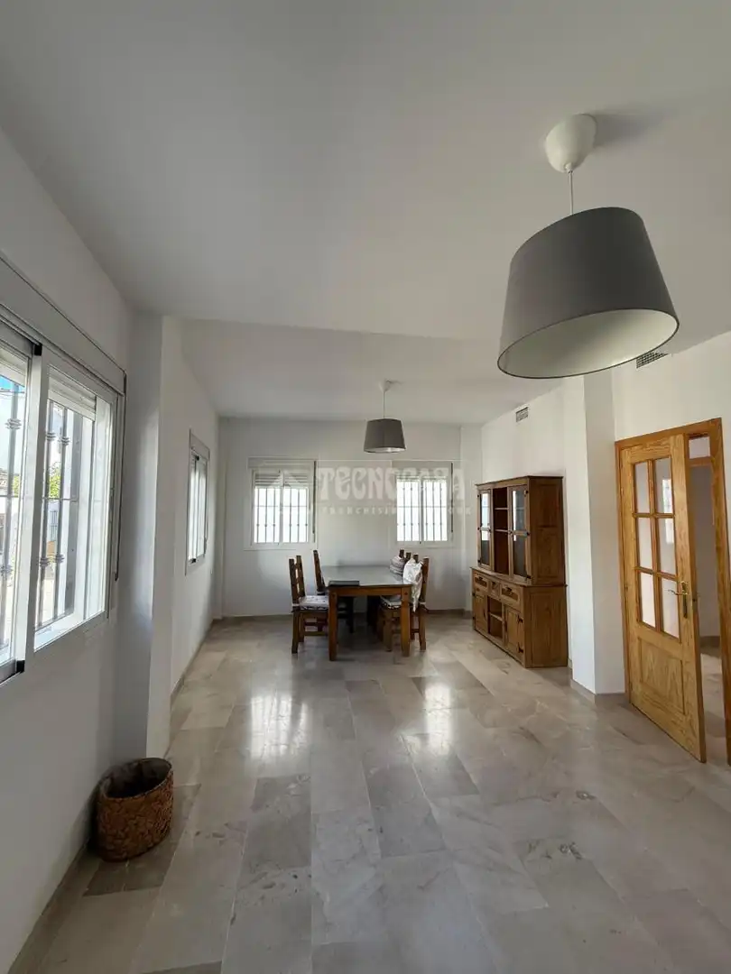 Detached homes for rent in Villamanrique de la Condesa