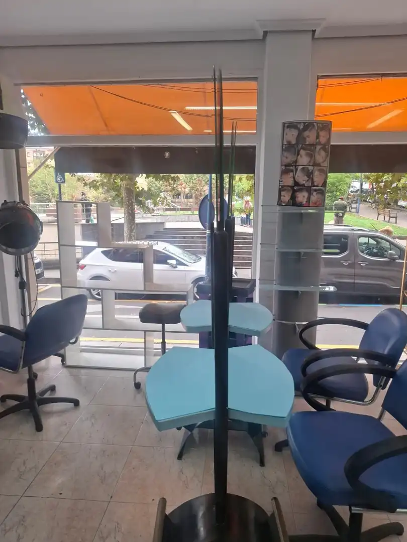 Local comercial en alquiler en Erialdea / Centro, imagen 2