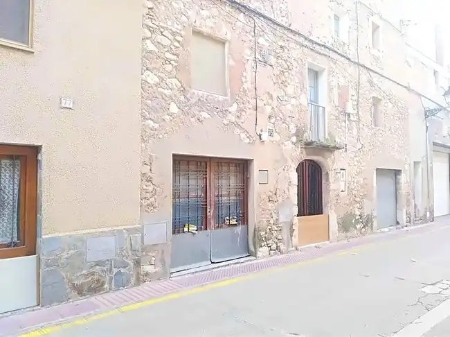 Exterior view of Houses for sale in Vilaverd