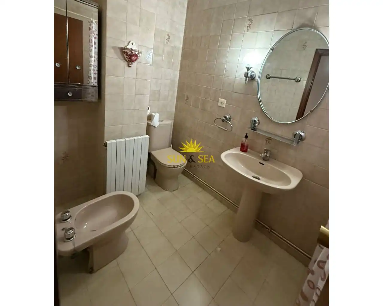 Bany de Apartament de lloguer en Murcia amb Calefacció, Terrassa i Moblat