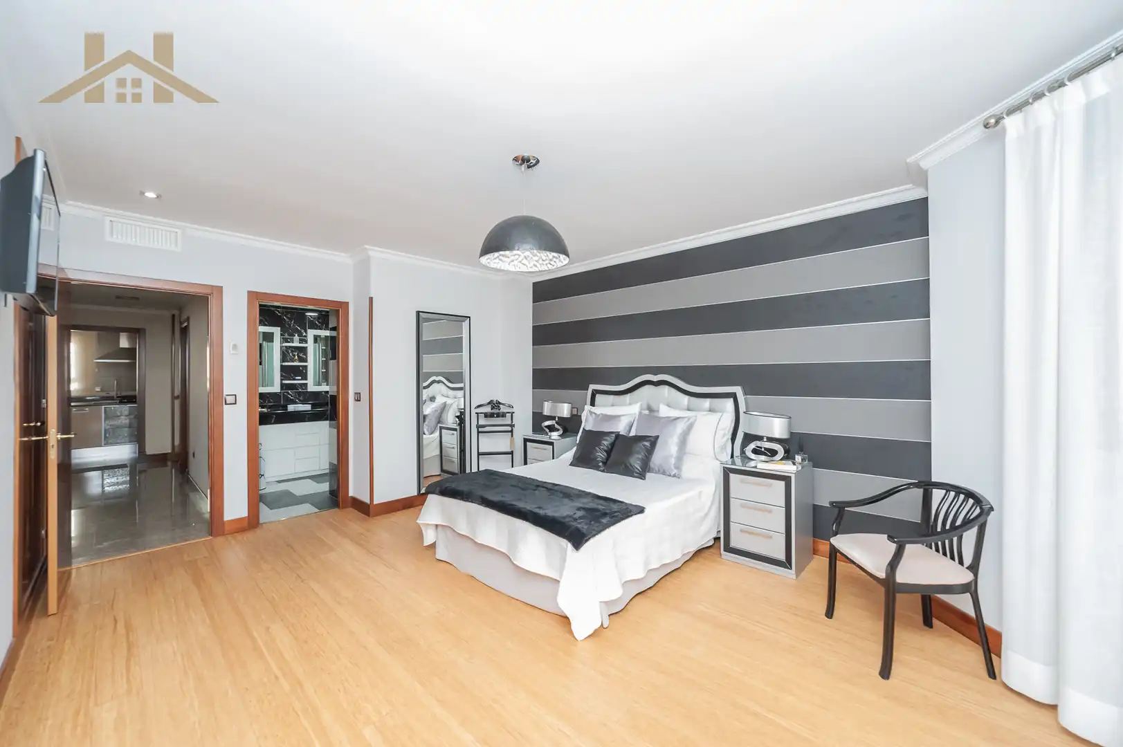 Bedroom of Houses for sale in La Montaña - El Cortijo