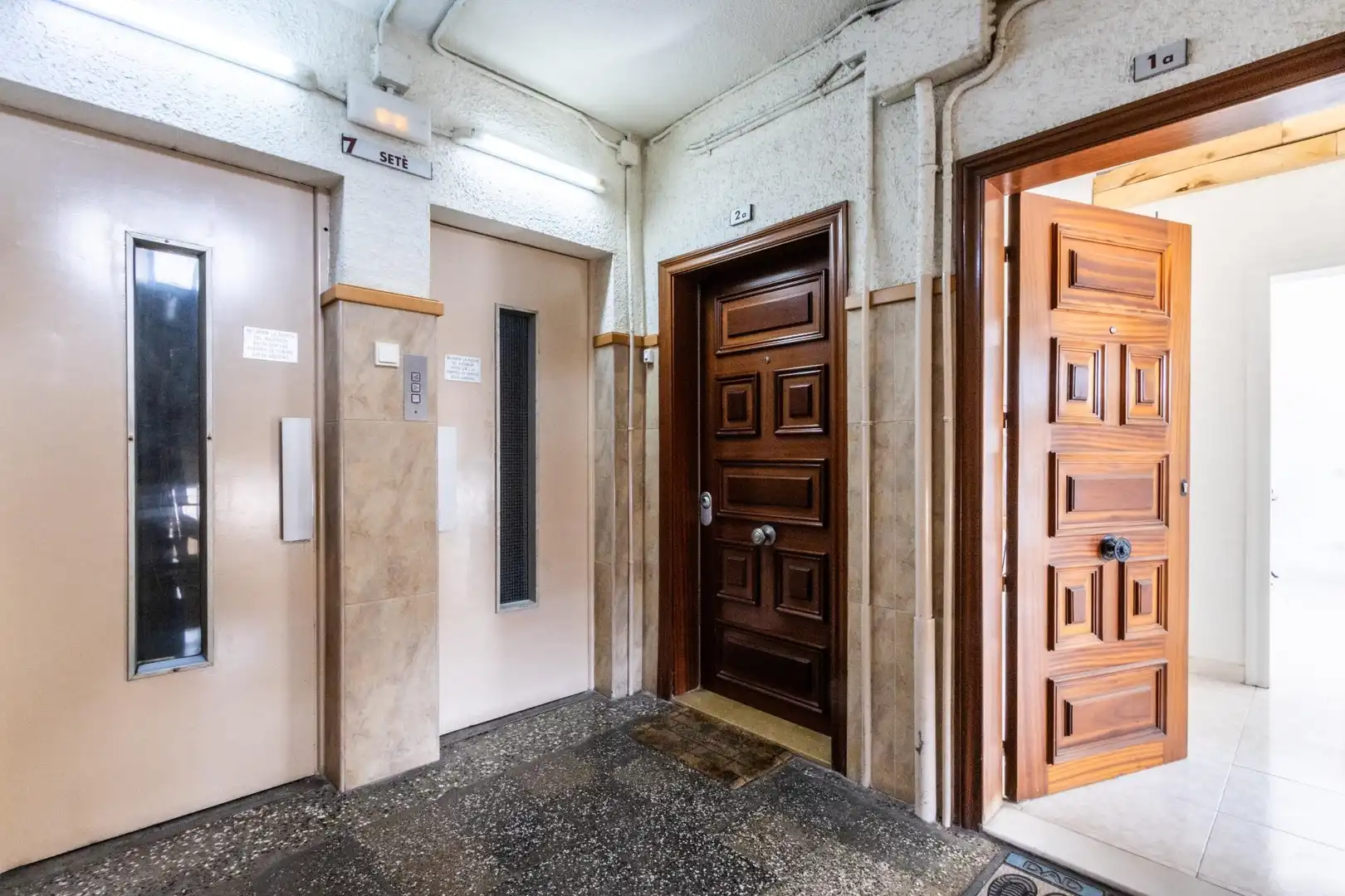 Piso en venta en Sabadell con Balcón