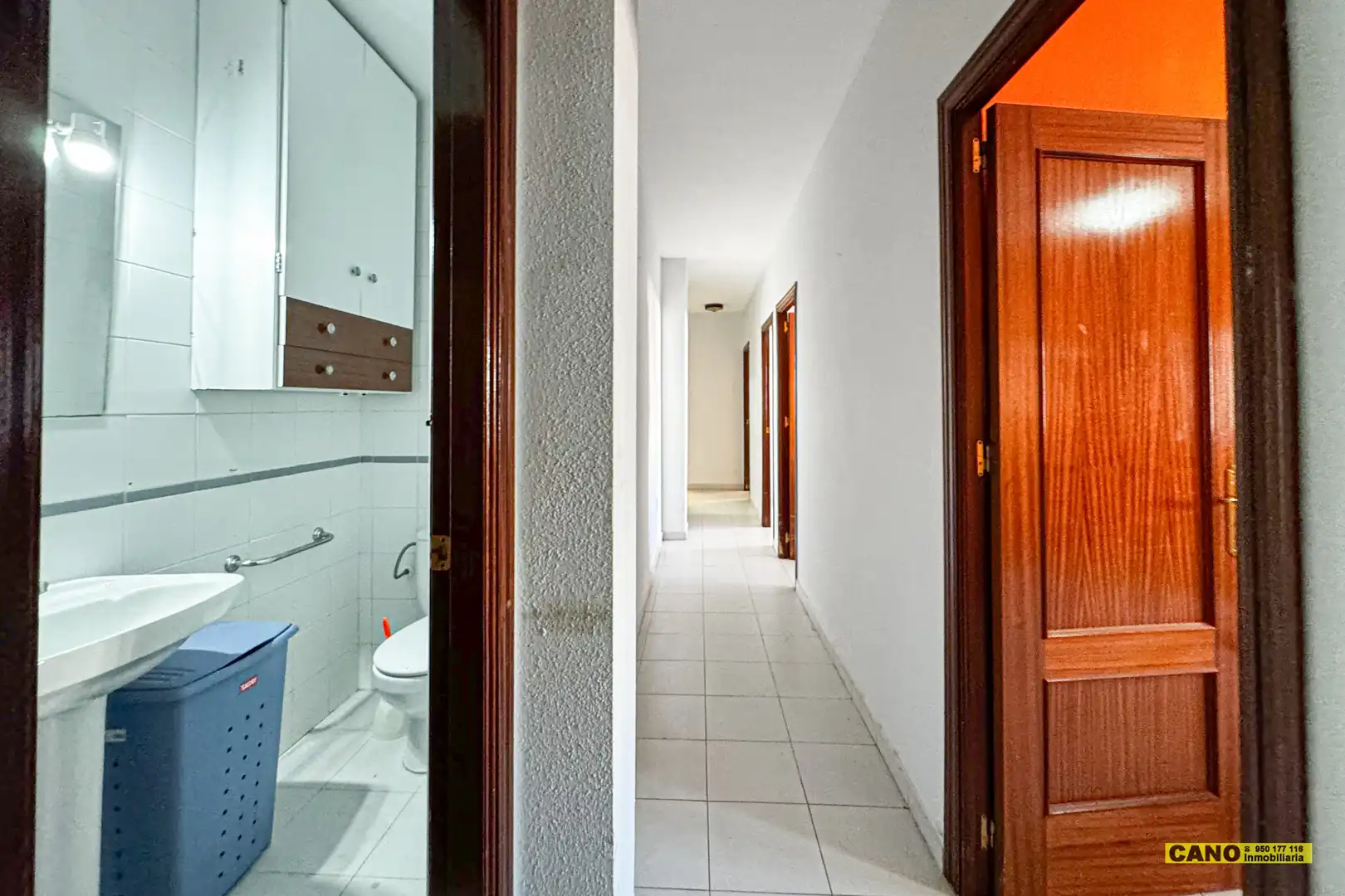 Piso en venta en Almería con Terraza y Trastero