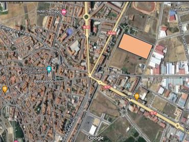 Terreny residencial en venda a Calle VIA CANAL 3