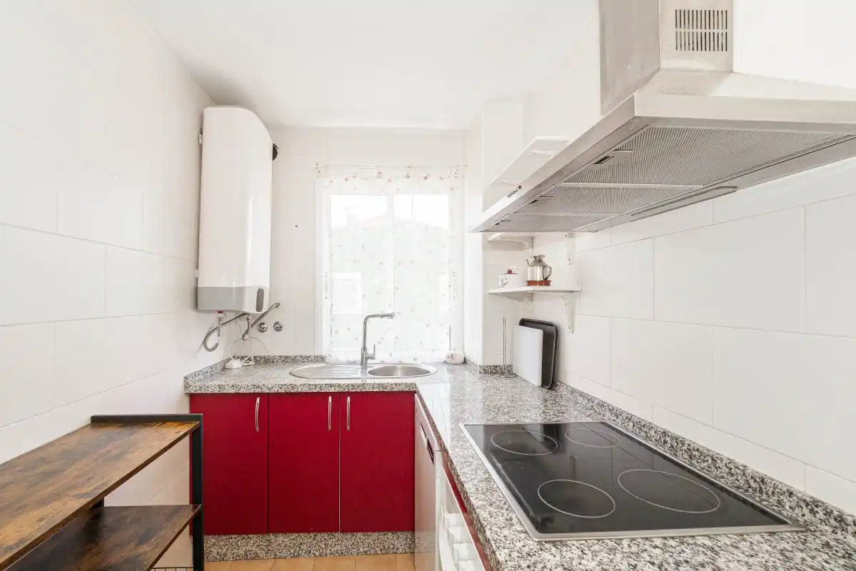 Kitchen of Flat for sale in Camas  with Air Conditioner, Heating and Storage room