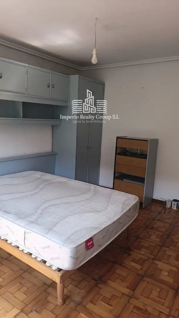 Dormitori de Casa o xalet en venda en Langreo amb Moblat