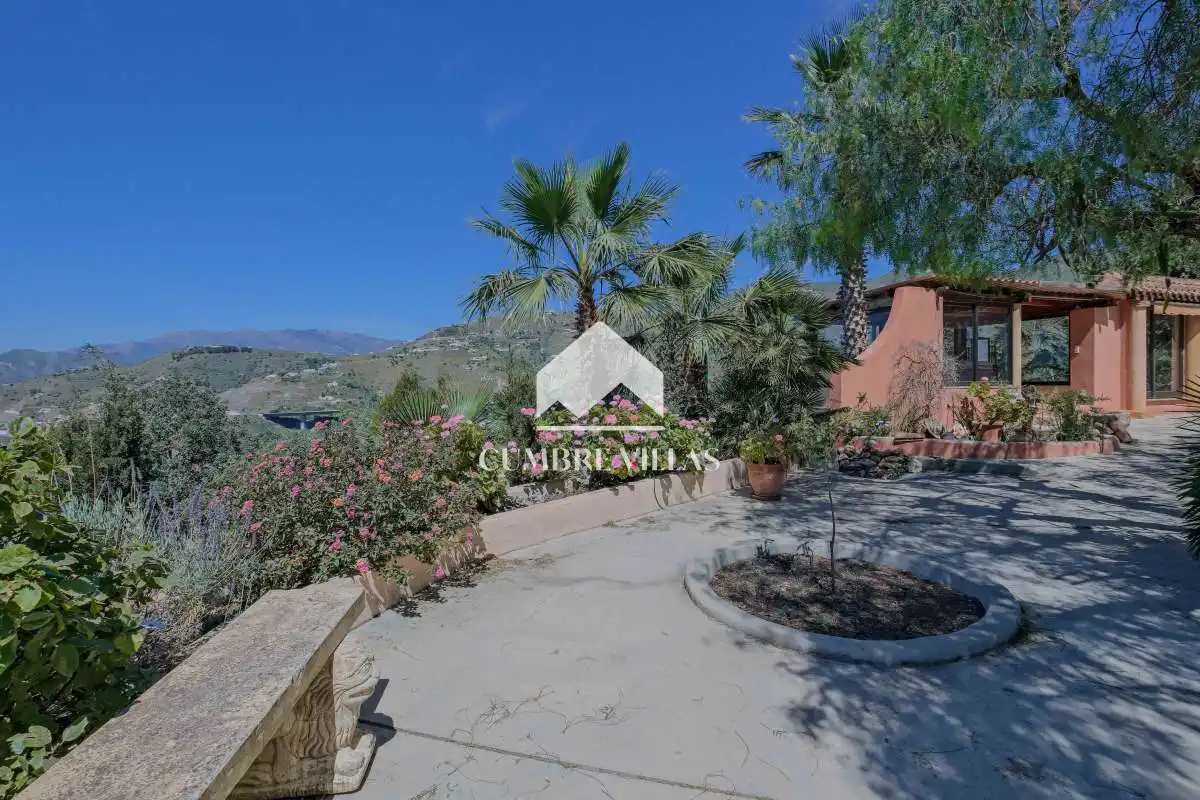 Vista exterior de Finca rústica en venta en Almuñécar con Jardín privado, Terraza y Trastero