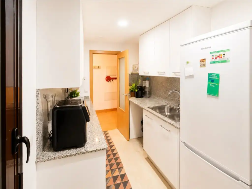 Kitchen of Flat for sale in El Vendrell  with Heating, Private garden and Oven