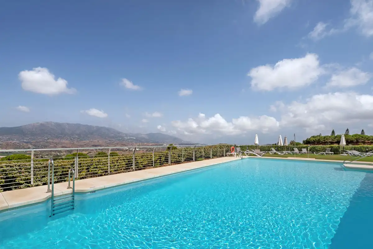 Piscina de Apartamento en venta en Mijas con Aire acondicionado, Amueblado y Piscina comunitaria