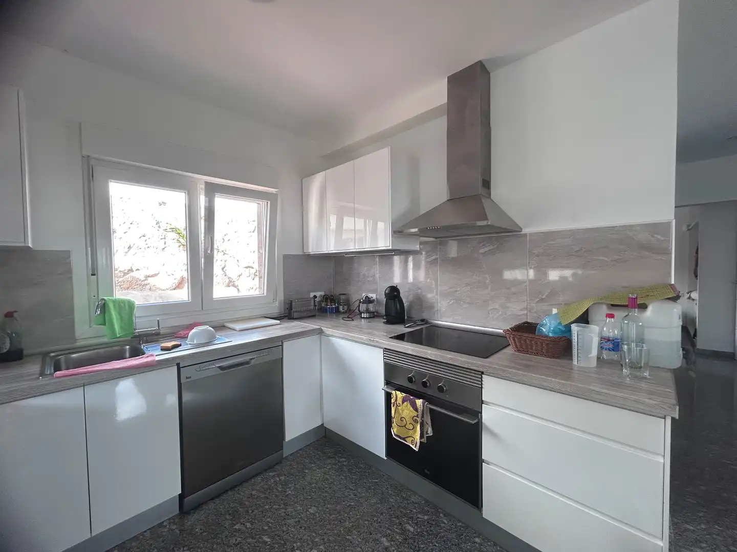 Cuina de Casa o xalet en venda en Granadilla de Abona amb Terrassa, Traster i Rentadora