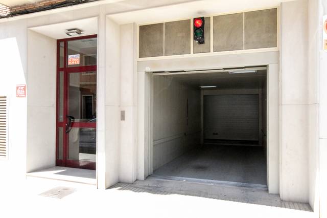 Garaje en Venta en Josep Pau Margantoni en Pere Crespí