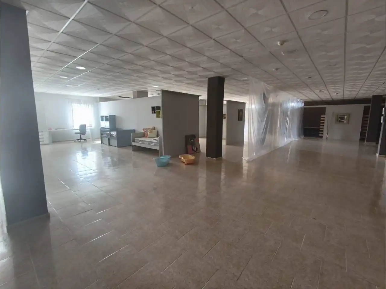 Edificio en venta en Moclín