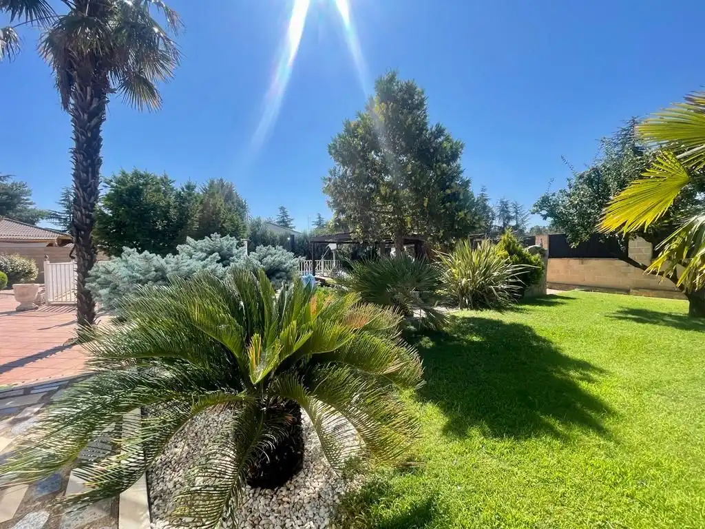 House with pool for sale in Eurovillas, imagen 7