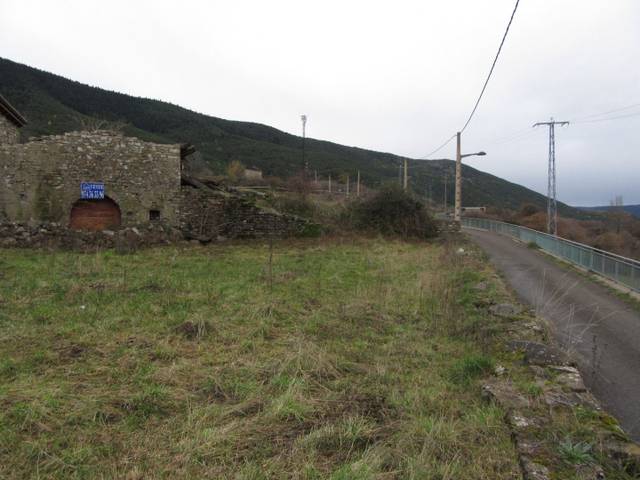 Casa-chalet en Venta en Yésero