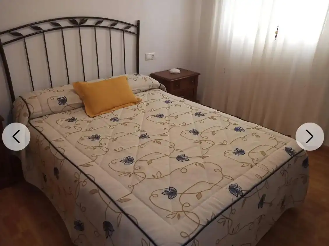 Schlafzimmer von Wohnung zur Miete in Elche / Elx