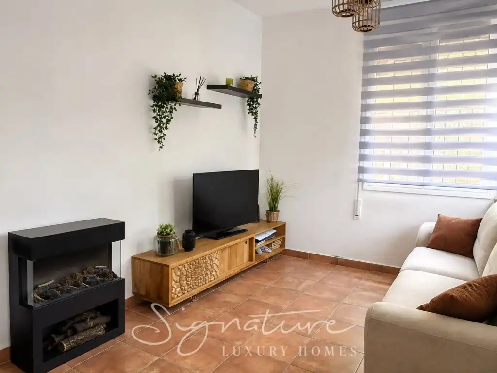 Living room of Houses for rent in Sant Cugat del Vallès  with Air Conditioner, Private garden and Terrace