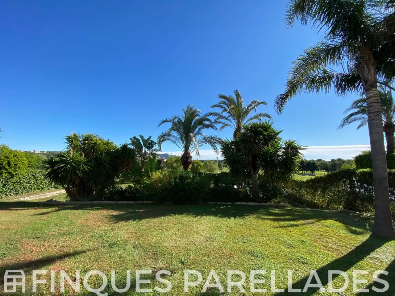 Jardín de Casa o chalet en venta en Sitges con Aire acondicionado, Calefacción y Jardín privado