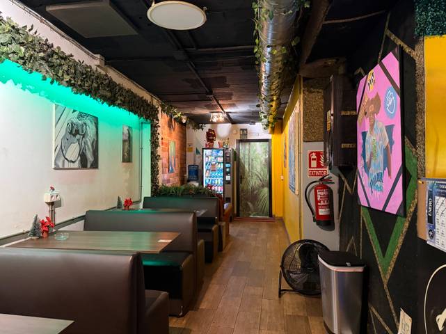 Local comercial en Venta en de Sicília en Sagrada Família