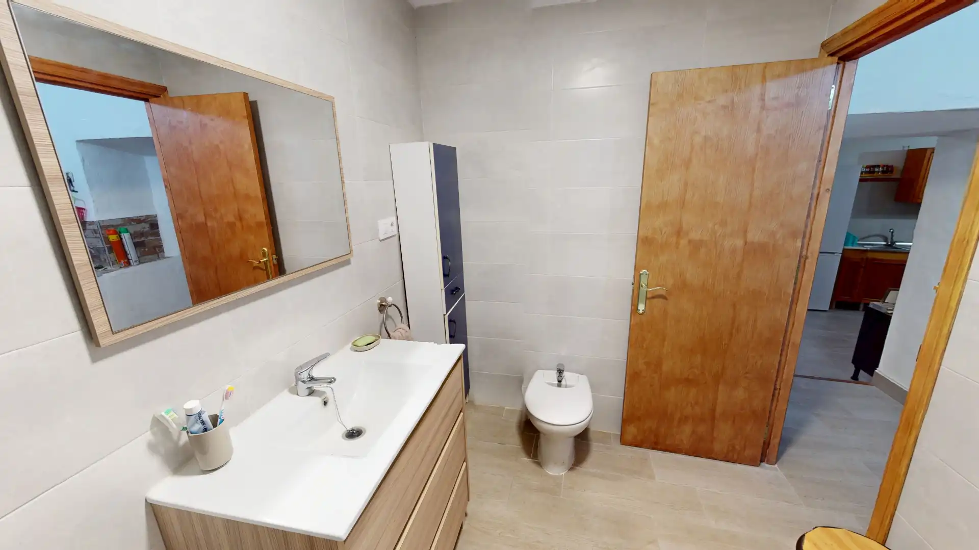 Baño de Finca rústica en venta en Fiñana con Amueblado, Lavadora y Microondas
