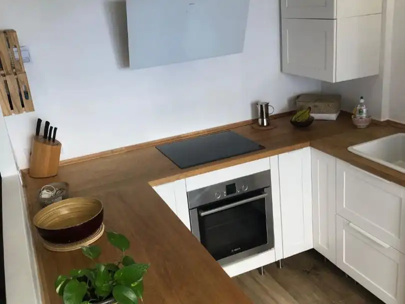 Cocina de Casa o chalet en venta en La Rinconada con Aire acondicionado, Jardín privado y Parquet